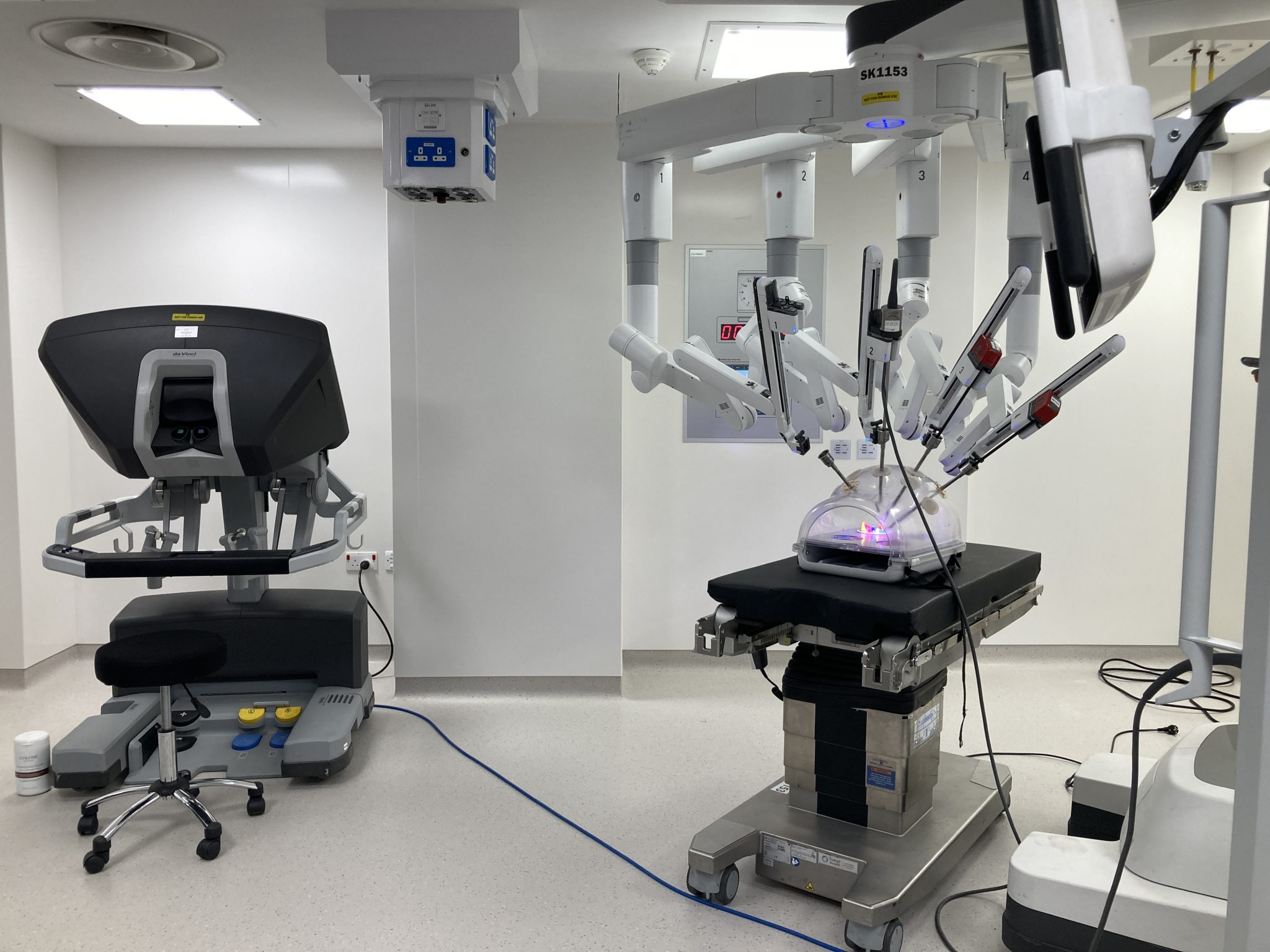 Robotic assisted surgery in Lincolnshire reaches its first anniversary ...